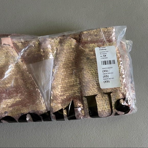 NWT REVOLVE ABOUT US SEQUIN COCKTAIL MINI DRESS ROSEGOLD WOMENS XS - Picture 5 of 7